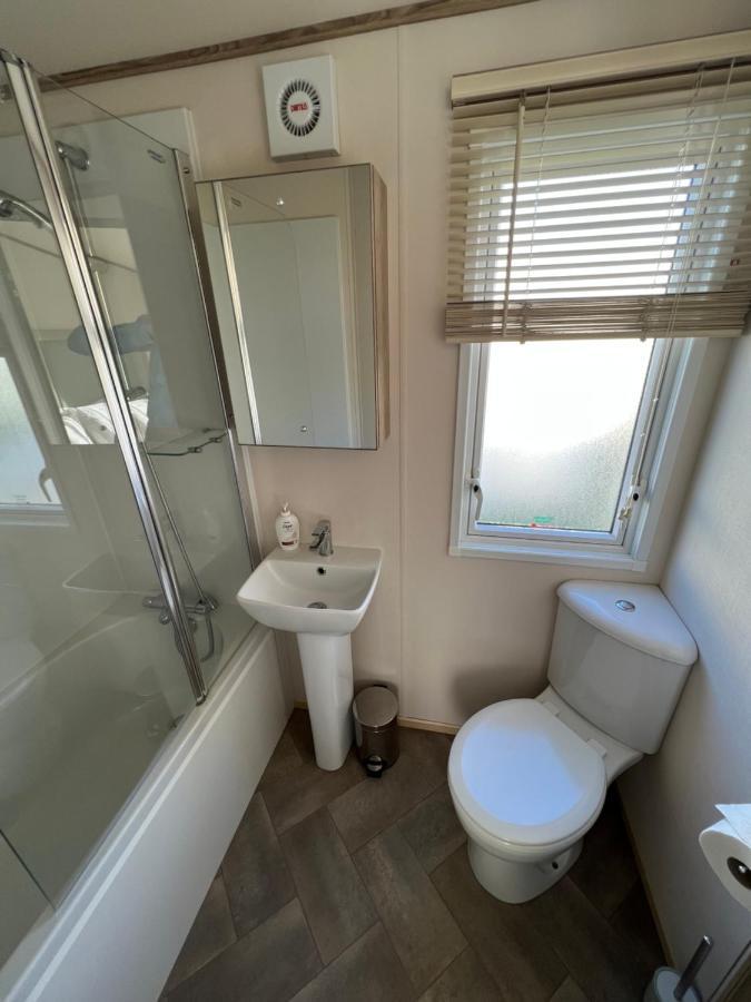 Anchors Rest - Family Caravan - Haven Lytchett Minster Ngoại thất bức ảnh