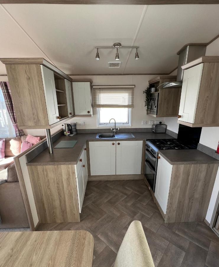 Anchors Rest - Family Caravan - Haven Lytchett Minster Ngoại thất bức ảnh